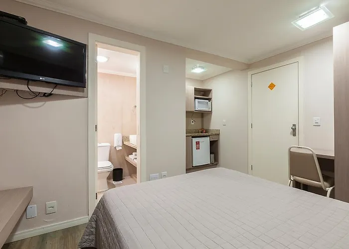 Gonçalves- Próximo A Santa Casa De