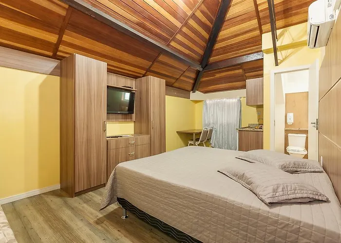 Gonçalves- Próximo A Santa Casa De Hotel 2*