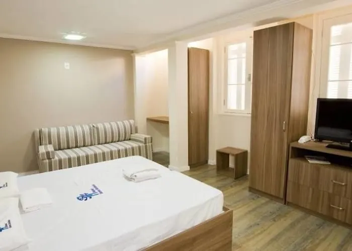 Gonçalves- Próximo A Santa Casa De Porto Alegre