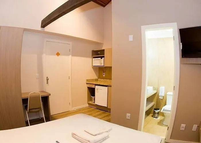 Gonçalves- Próximo A Santa Casa De