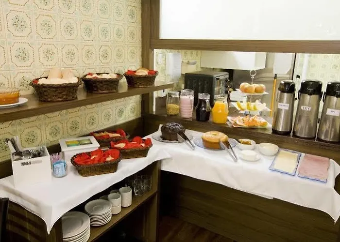 Gonçalves- Próximo A Santa Casa De Hotel Porto Alegre