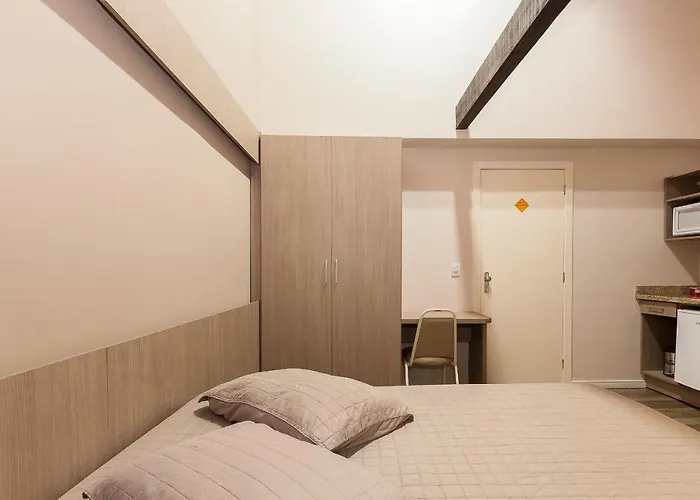 Gonçalves- Próximo A Santa Casa De Porto Alegre
